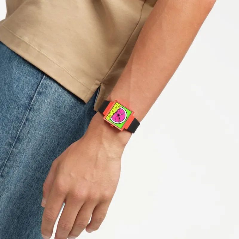 Breaks Free X Keith HaringSO34Z101 - BREAKS TIME<Swatch Best