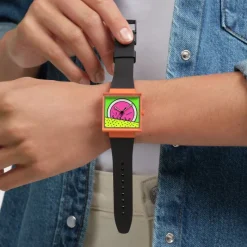 Breaks Free X Keith HaringSO34Z101 - BREAKS TIME<Swatch Best